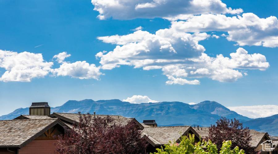 1905 KINGS PEAK CIR, Heber City, Utah 84032, 3 Bedrooms Bedrooms, 16 Rooms Rooms,3 BathroomsBathrooms,Residential,For Sale,KINGS PEAK,1991663