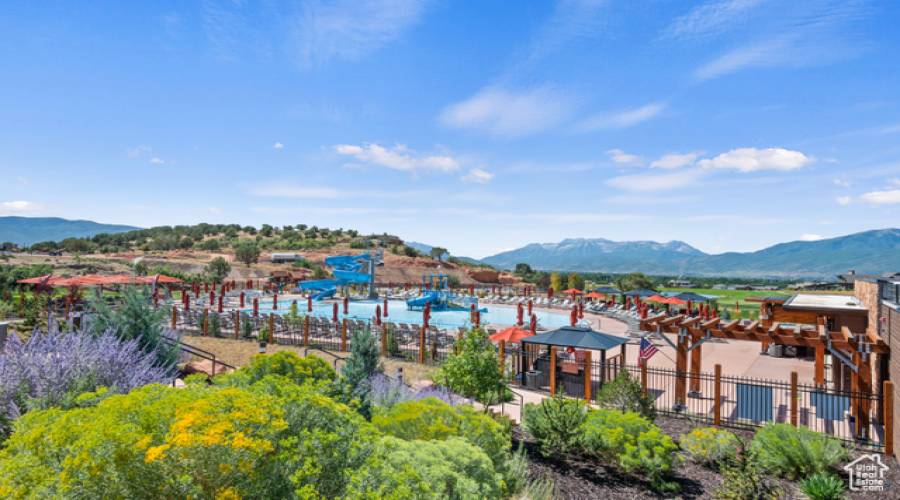 1707 KINGS PEAK CIRCLE CIR, Heber City, Utah 84032, 5 Bedrooms Bedrooms, 15 Rooms Rooms,1 BathroomBathrooms,Residential,For Sale,KINGS PEAK CIRCLE,1991736