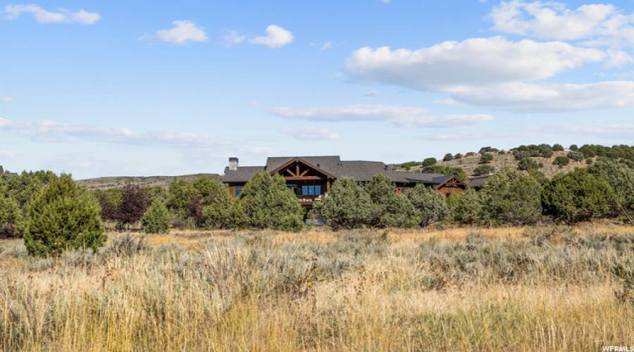 3090 HORSE MOUNTAIN CIR, Heber City, Utah 84032, 4 Bedrooms Bedrooms, 18 Rooms Rooms,2 BathroomsBathrooms,Residential,For Sale,HORSE MOUNTAIN,1952326