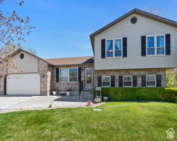 158 LAKEVIEW, Stansbury Park, Utah 84074, 4 Bedrooms Bedrooms, 11 Rooms Rooms,1 BathroomBathrooms,Residential,For Sale,LAKEVIEW,1993871