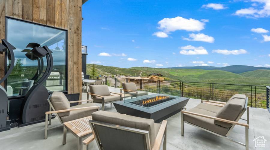 3844 OUTCROP RD, Park City, Utah 84098, 5 Bedrooms Bedrooms, 23 Rooms Rooms,2 BathroomsBathrooms,Residential,For Sale,OUTCROP,1861869