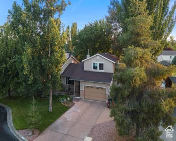 835 LAKEVIEW, Stansbury Park, Utah 84074, 5 Bedrooms Bedrooms, 16 Rooms Rooms,1 BathroomBathrooms,Residential,For Sale,LAKEVIEW,2005658