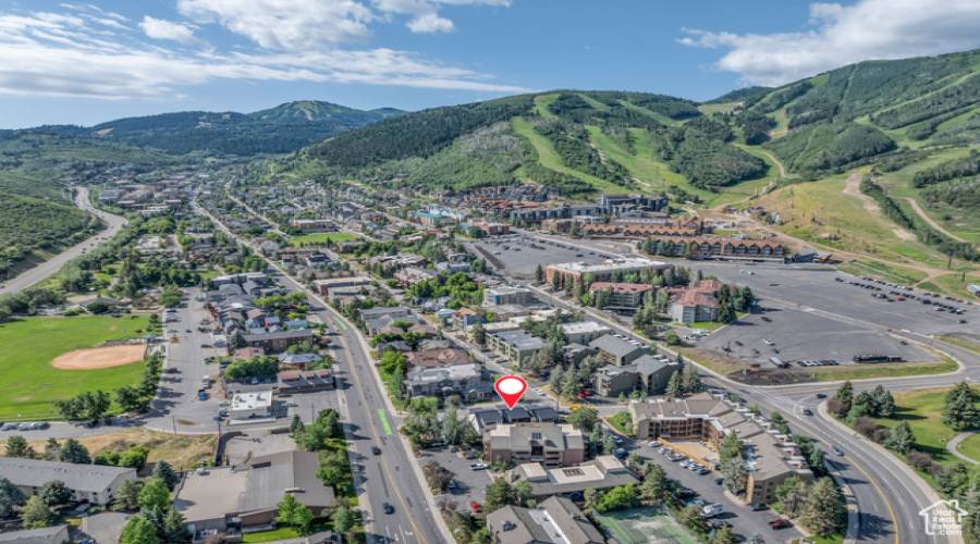 160 15TH ST, Park City, Utah 84060, 3 Bedrooms Bedrooms, 13 Rooms Rooms,3 BathroomsBathrooms,Residential,For Sale,15TH,2009373