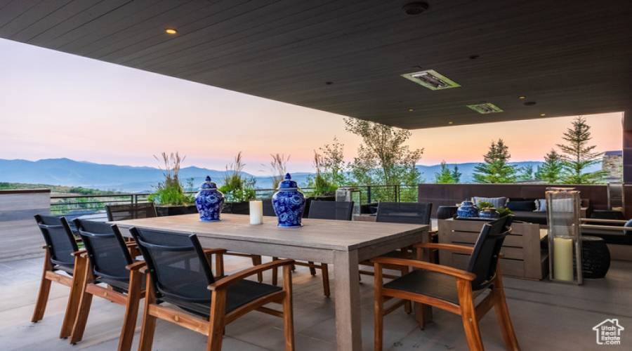 4693 PINNACLE SKY LOOP, Park City, Utah 84098, 4 Bedrooms Bedrooms, 15 Rooms Rooms,1 BathroomBathrooms,Residential,For Sale,PINNACLE SKY,2014206