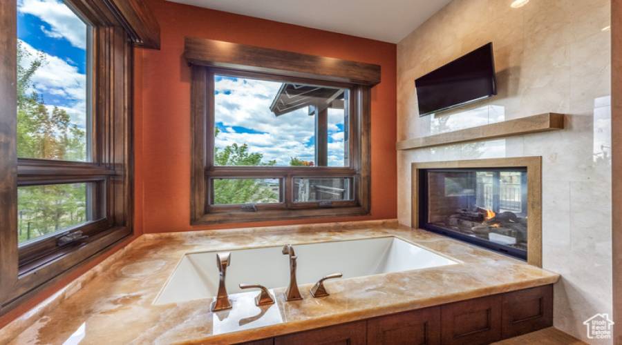 9021 PROMONTORY SUMMIT DR, Park City, Utah 84098, 5 Bedrooms Bedrooms, 25 Rooms Rooms,4 BathroomsBathrooms,Residential,For Sale,PROMONTORY SUMMIT,2014494