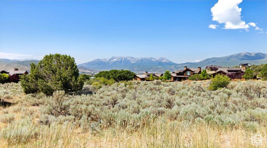 139 CLUB CABINS WAY, Heber City, Utah 84032, 3 Bedrooms Bedrooms, 10 Rooms Rooms,3 BathroomsBathrooms,Residential,For Sale,CLUB CABINS,2016487