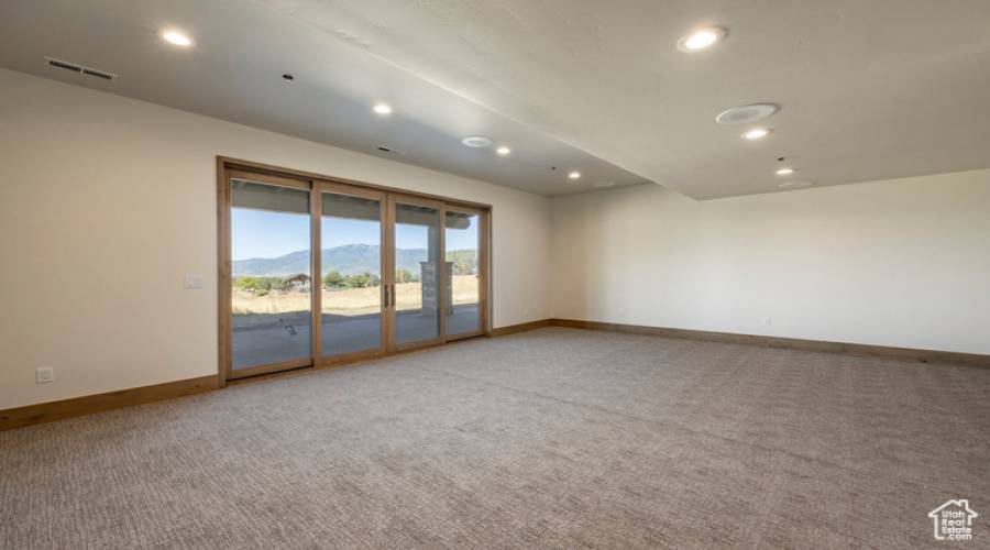 2052 COPPER BELT DR, Heber City, Utah 84032, 4 Bedrooms Bedrooms, 15 Rooms Rooms,4 BathroomsBathrooms,Residential,For Sale,COPPER BELT,2019581