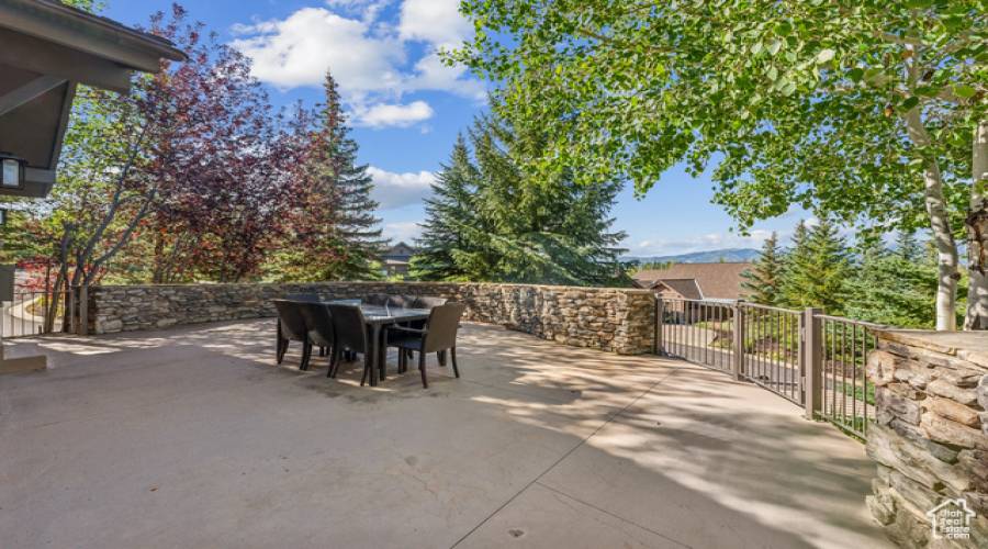 3269 TATANKA TRL, Park City, Utah 84098, 5 Bedrooms Bedrooms, 20 Rooms Rooms,3 BathroomsBathrooms,Residential,For Sale,TATANKA,2019833