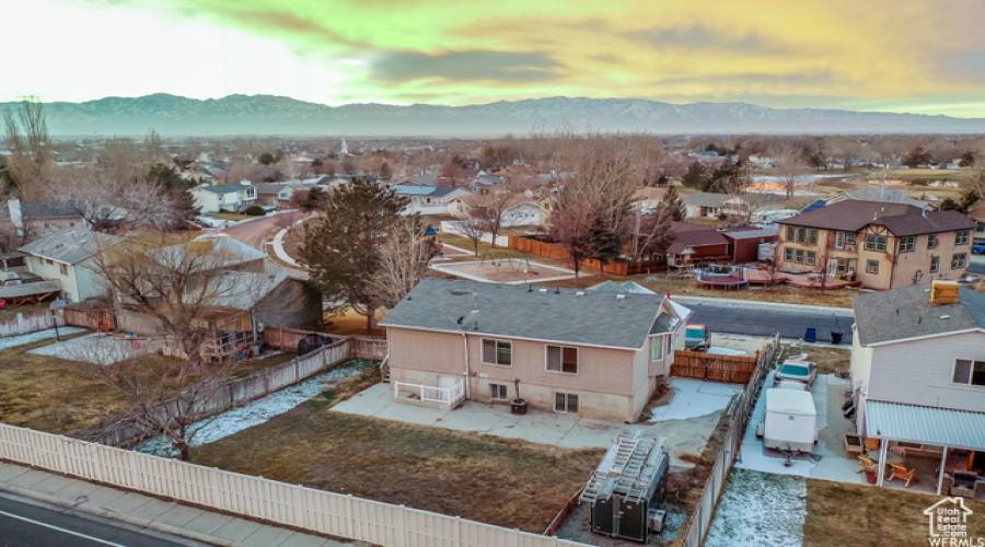 273 COUNTRY CLB, Stansbury Park, Utah 84074, 6 Bedrooms Bedrooms, 14 Rooms Rooms,2 BathroomsBathrooms,Residential,For Sale,COUNTRY,2020510