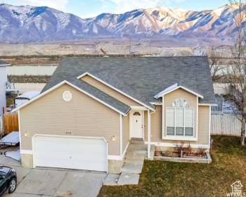 273 COUNTRY CLB, Stansbury Park, Utah 84074, 6 Bedrooms Bedrooms, 14 Rooms Rooms,2 BathroomsBathrooms,Residential,For Sale,COUNTRY,2020510