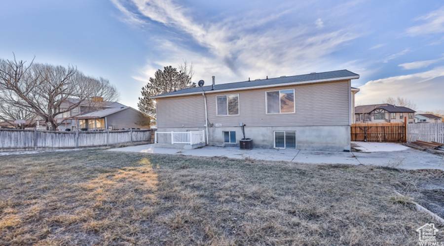 273 COUNTRY CLB, Stansbury Park, Utah 84074, 6 Bedrooms Bedrooms, 14 Rooms Rooms,2 BathroomsBathrooms,Residential,For Sale,COUNTRY,2020510