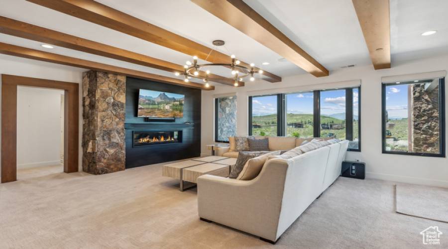 6731 GOLDEN BEAR LOOP, Park City, Utah 84098, 5 Bedrooms Bedrooms, 22 Rooms Rooms,1 BathroomBathrooms,Residential,For Sale,GOLDEN BEAR,2011658