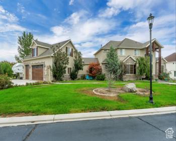 2118 CENTENNIAL BLVD, Saratoga Springs, Utah 84045, 3 Bedrooms Bedrooms, 14 Rooms Rooms,3 BathroomsBathrooms,Residential,For Sale,CENTENNIAL,2022196