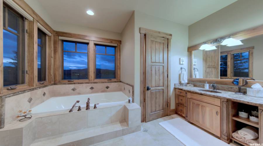 3058 WAPITI CANYON RD, Park City, Utah 84098, 5 Bedrooms Bedrooms, 26 Rooms Rooms,4 BathroomsBathrooms,Residential,For Sale,WAPITI CANYON,1899197