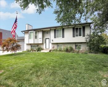 1088 850, West Bountiful, Utah 84087, 5 Bedrooms Bedrooms, 13 Rooms Rooms,3 BathroomsBathrooms,Residential,For Sale,850,2022554