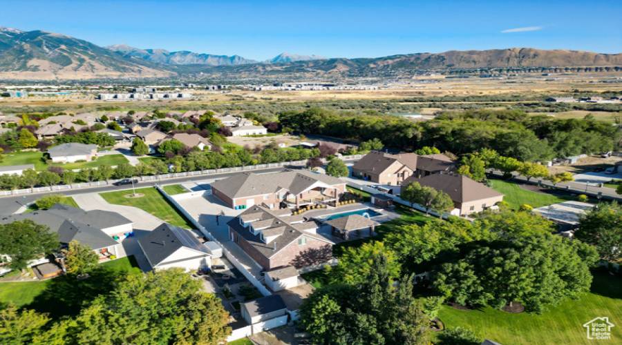 13074 GALLOWAY CV, Riverton, Utah 84065, 6 Bedrooms Bedrooms, 26 Rooms Rooms,3 BathroomsBathrooms,Residential,For Sale,GALLOWAY,2023875