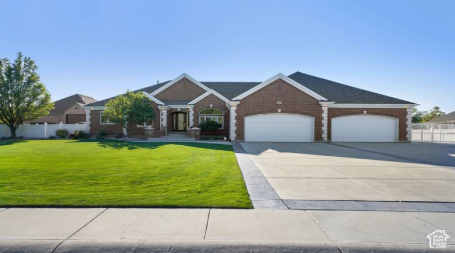 13074 GALLOWAY CV, Riverton, Utah 84065, 6 Bedrooms Bedrooms, 26 Rooms Rooms,3 BathroomsBathrooms,Residential,For Sale,GALLOWAY,2023875