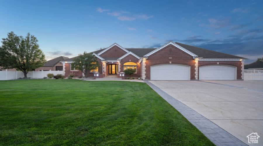 13074 GALLOWAY CV, Riverton, Utah 84065, 6 Bedrooms Bedrooms, 26 Rooms Rooms,3 BathroomsBathrooms,Residential,For Sale,GALLOWAY,2023875