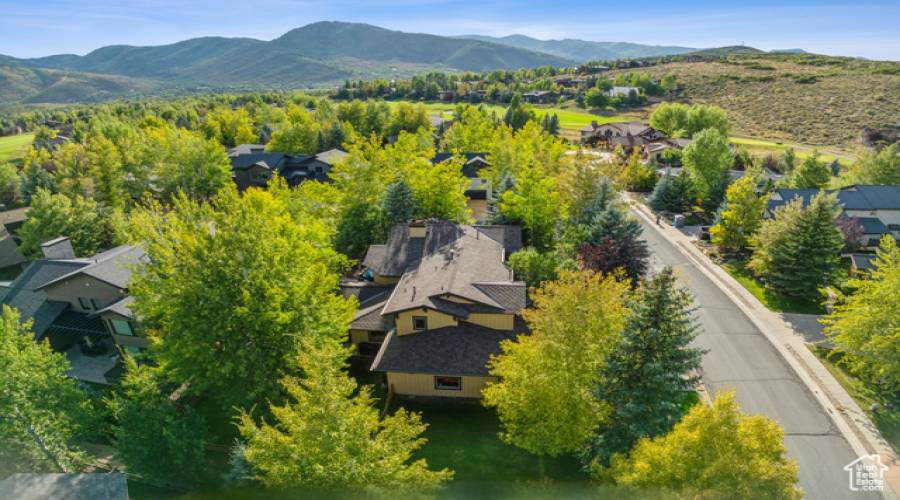 2735 AMERICAN SADDLER DR, Park City, Utah 84060, 4 Bedrooms Bedrooms, 15 Rooms Rooms,2 BathroomsBathrooms,Residential,For Sale,AMERICAN SADDLER,2023881