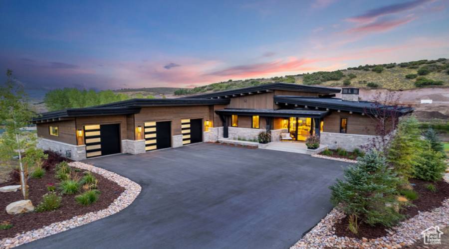 4036 TUHAYE HOLLOW DR, Kamas, Utah 84036, 4 Bedrooms Bedrooms, 16 Rooms Rooms,Residential,For Sale,TUHAYE HOLLOW,2024377