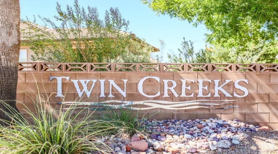 2036 W 510 CIR, St. George, Utah 84770, 4 Bedrooms Bedrooms, 13 Rooms Rooms,3 BathroomsBathrooms,Residential,For Sale,W 510,2025043