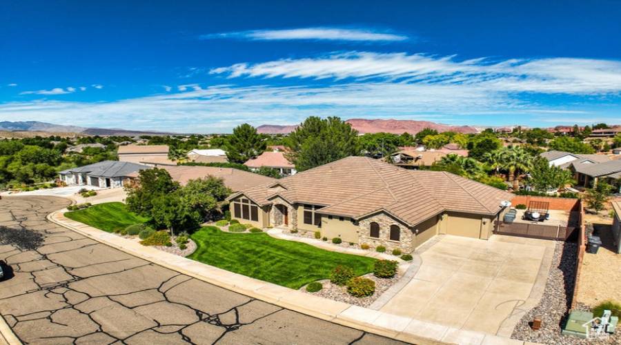 2036 W 510 CIR, St. George, Utah 84770, 4 Bedrooms Bedrooms, 13 Rooms Rooms,3 BathroomsBathrooms,Residential,For Sale,W 510,2025043