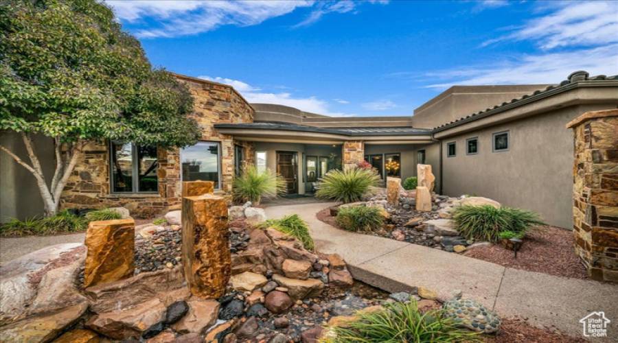 2196 LONG SKY DR, St. George, Utah 84770, 4 Bedrooms Bedrooms, 12 Rooms Rooms,5 BathroomsBathrooms,Residential,For Sale,LONG SKY,2025058