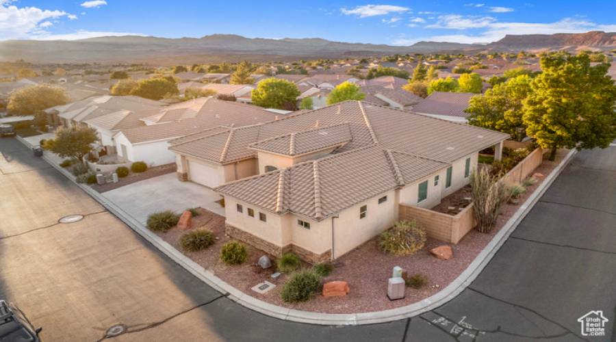 1570 WINDSWEPT DR, St. George, Utah 84770, 3 Bedrooms Bedrooms, 14 Rooms Rooms,3 BathroomsBathrooms,Residential,For Sale,WINDSWEPT,2026798