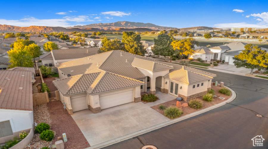 1570 WINDSWEPT DR, St. George, Utah 84770, 3 Bedrooms Bedrooms, 14 Rooms Rooms,3 BathroomsBathrooms,Residential,For Sale,WINDSWEPT,2026798