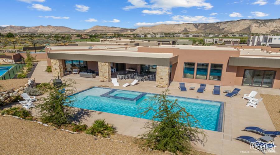 4853 SAND CIR, St. George, Utah 84770, 6 Bedrooms Bedrooms, 19 Rooms Rooms,1 BathroomBathrooms,Residential,For Sale,SAND,2027119