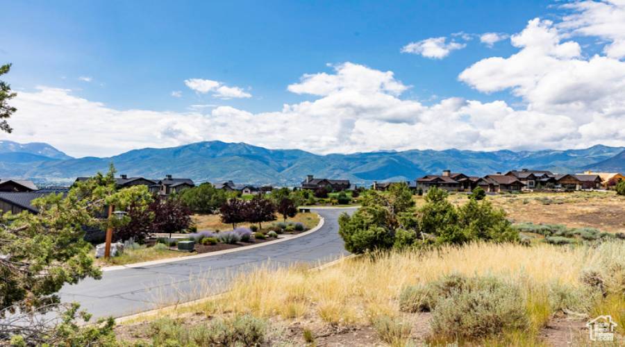 2121 FLAT TOP MOUNTAIN DR, Heber City, Utah 84032, 5 Bedrooms Bedrooms, 19 Rooms Rooms,5 BathroomsBathrooms,Residential,For Sale,FLAT TOP MOUNTAIN,2031558