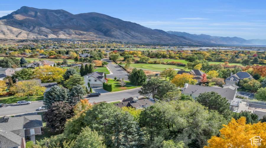 10623 JERLING DR, Highland, Utah 84003, 5 Bedrooms Bedrooms, 16 Rooms Rooms,4 BathroomsBathrooms,Residential,For Sale,JERLING,2031653