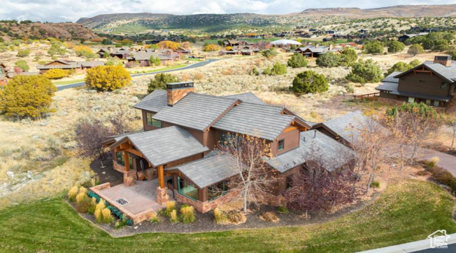 89 CLUB CABINS WAY, Heber City, Utah 84032, 3 Bedrooms Bedrooms, 14 Rooms Rooms,3 BathroomsBathrooms,Residential,For Sale,CLUB CABINS,2031920