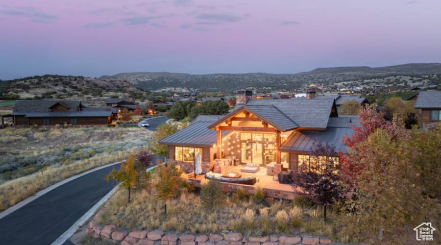 74 CLUB CABINS CT, Heber City, Utah 84032, 3 Bedrooms Bedrooms, 12 Rooms Rooms,3 BathroomsBathrooms,Residential,For Sale,CLUB CABINS,2029021