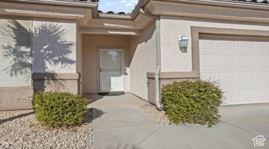 4498 PEACEFUL RIVER DR, St. George, Utah 84790, 2 Bedrooms Bedrooms, 7 Rooms Rooms,2 BathroomsBathrooms,Residential,For Sale,PEACEFUL RIVER,2027978