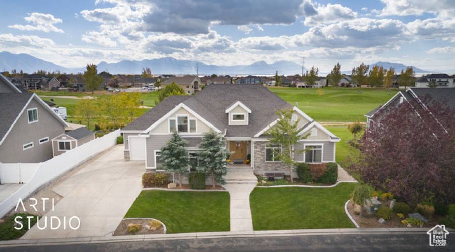 122 LAKE VIEW DR, Vineyard, Utah 84058, 8 Bedrooms Bedrooms, 23 Rooms Rooms,6 BathroomsBathrooms,Residential,For Sale,LAKE VIEW,2032692