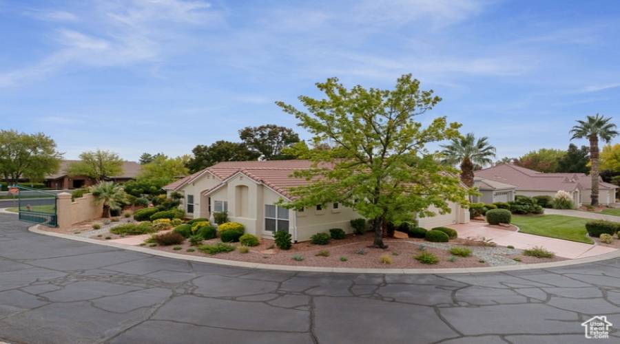 958 LAGUNA LN, Washington, Utah 84780, 3 Bedrooms Bedrooms, 11 Rooms Rooms,2 BathroomsBathrooms,Residential,For Sale,LAGUNA,2033269