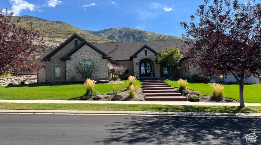 12095 MILONA DR, Draper, Utah 84020, 5 Bedrooms Bedrooms, 22 Rooms Rooms,1 BathroomBathrooms,Residential,For Sale,MILONA,2033437