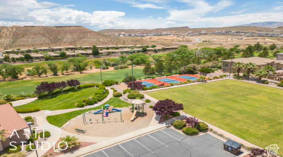 2698 CANYON RIDGE RD RD, St. George, Utah 84770, 4 Bedrooms Bedrooms, 15 Rooms Rooms,2 BathroomsBathrooms,Residential,For Sale,CANYON RIDGE RD,2033566