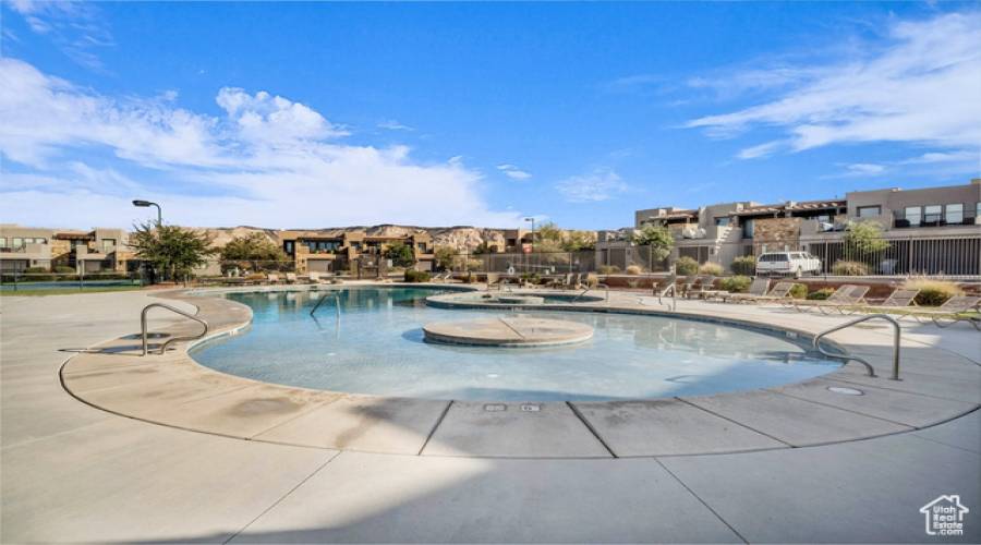 1636 CALEDONIA DUNES CIR, St. George, Utah 84770, 4 Bedrooms Bedrooms, 11 Rooms Rooms,3 BathroomsBathrooms,Residential,For Sale,CALEDONIA DUNES,2049986