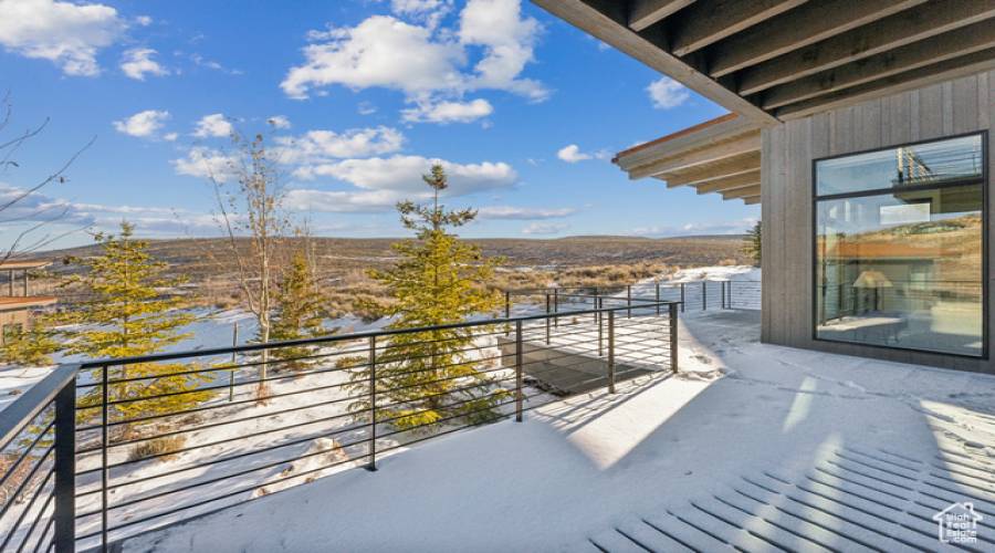 7196 GOLDEN BEAR LOOP, Park City, Utah 84098, 3 Bedrooms Bedrooms, 13 Rooms Rooms,2 BathroomsBathrooms,Residential,For Sale,GOLDEN BEAR,2051583