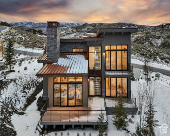 7196 GOLDEN BEAR LOOP, Park City, Utah 84098, 3 Bedrooms Bedrooms, 13 Rooms Rooms,2 BathroomsBathrooms,Residential,For Sale,GOLDEN BEAR,2051583