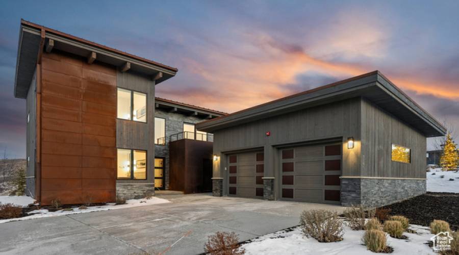 7196 GOLDEN BEAR LOOP, Park City, Utah 84098, 3 Bedrooms Bedrooms, 13 Rooms Rooms,2 BathroomsBathrooms,Residential,For Sale,GOLDEN BEAR,2051583