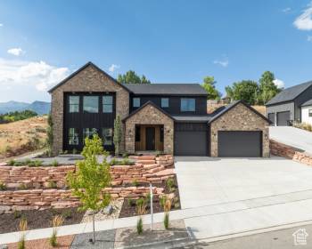 1011 MILL RD, Heber City, Utah 84032, 4 Bedrooms Bedrooms, 15 Rooms Rooms,4 BathroomsBathrooms,Residential,For Sale,MILL,1817358