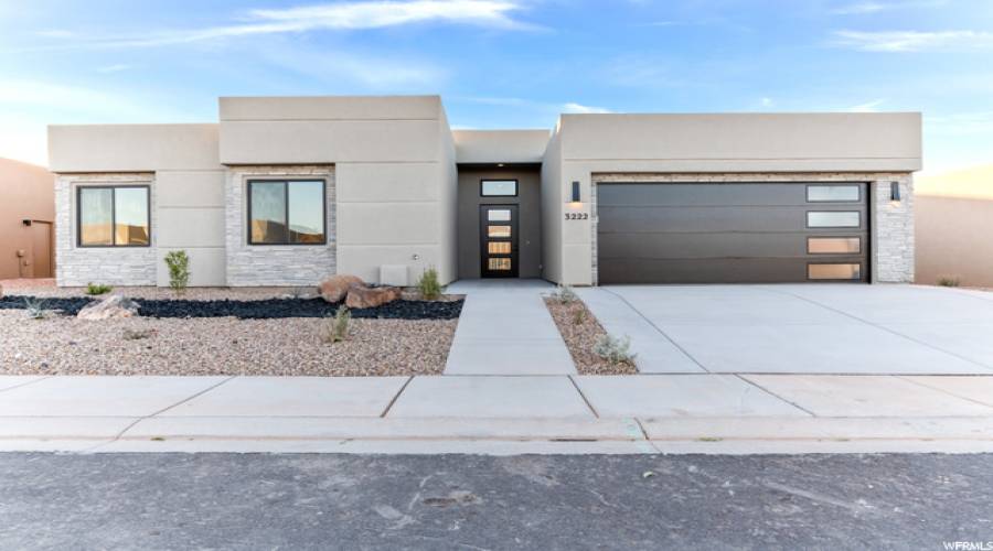 3222 HIDEAWAY PL, Hurricane, Utah 84737, 4 Bedrooms Bedrooms, 13 Rooms Rooms,4 BathroomsBathrooms,Residential,For Sale,HIDEAWAY,1865669