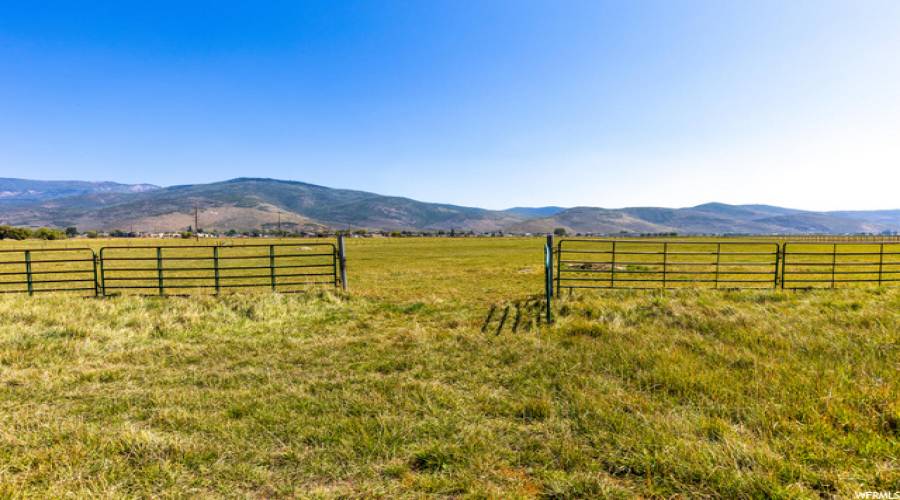 553 200, Kamas, Utah 84036, ,Land,For Sale,200,1769529