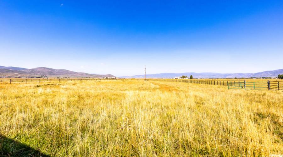 553 200, Kamas, Utah 84036, ,Land,For Sale,200,1769529