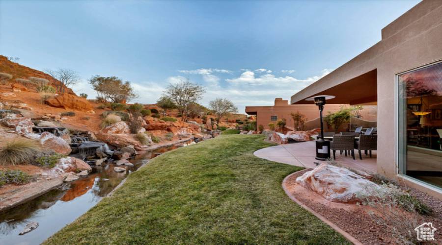 2336 ENTRADA TRL, St. George, Utah 84770, 3 Bedrooms Bedrooms, 10 Rooms Rooms,2 BathroomsBathrooms,Residential,For Sale,ENTRADA,1976572